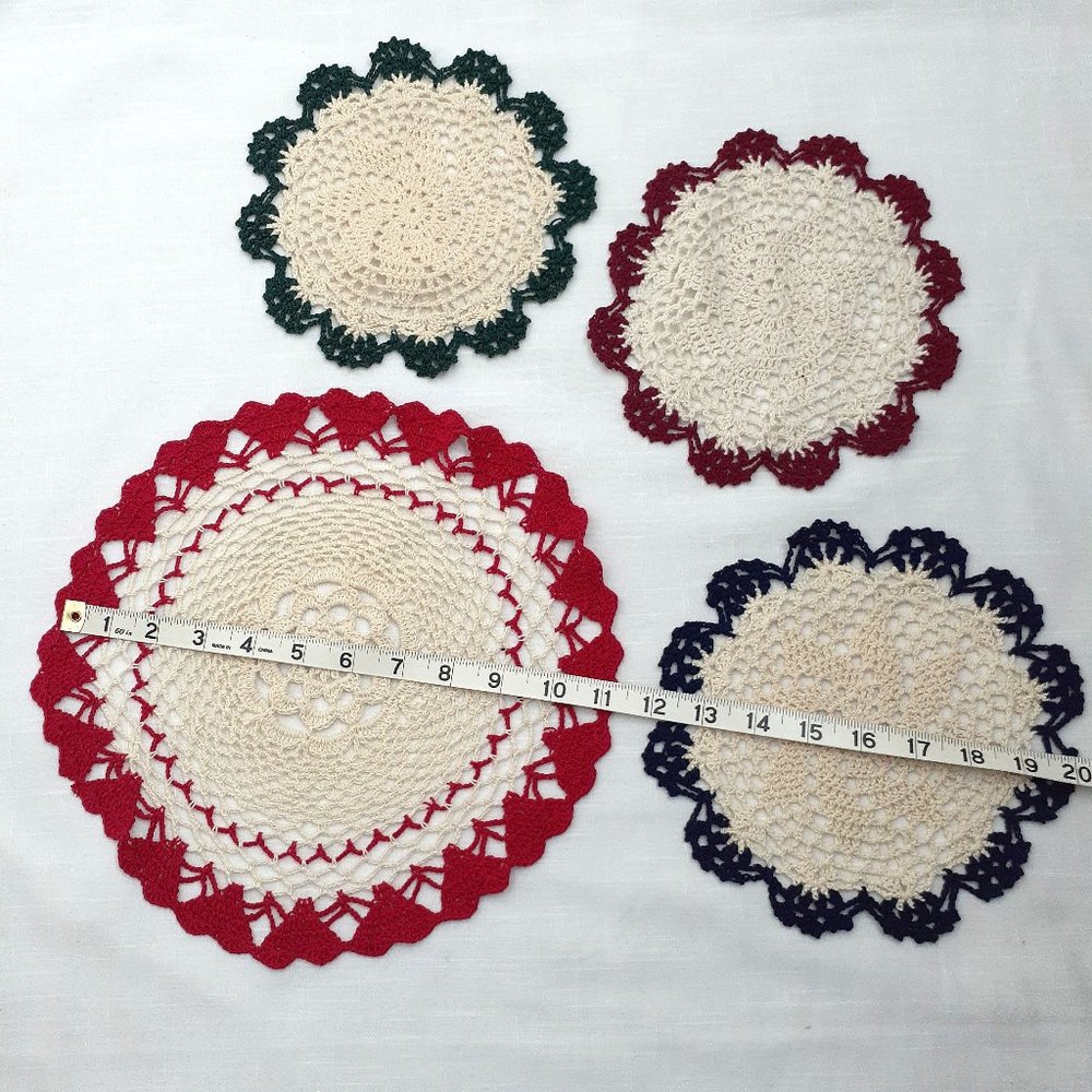 Vintage Doilies. Set of 4. Christmas holiday themed. Hand crafted. Cottagecore